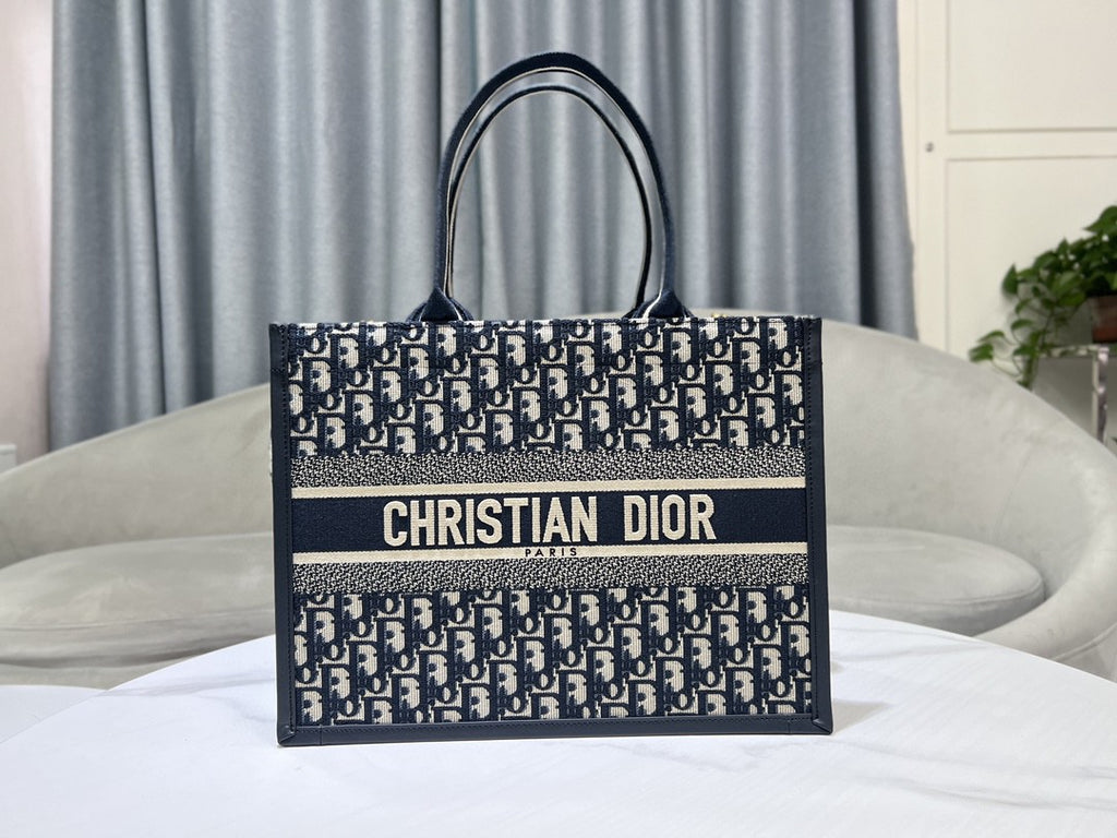 Christian Dior Book Tote Oblique embroidered canvas