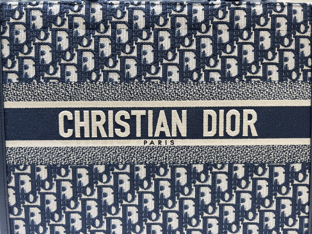 Christian Dior Book Tote Oblique embroidered canvas