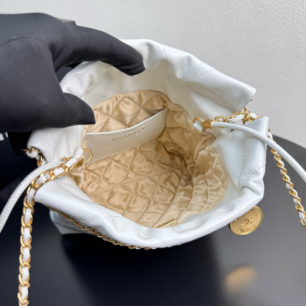 Chanel Mini 22 Hobo bag in white calfskin leather with gold-tone hardware