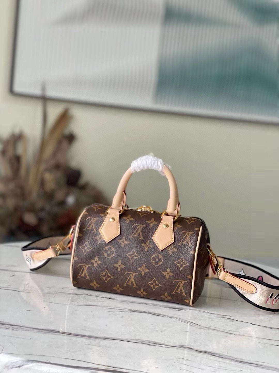 Louis Vuitton Speedy Bandoulière 20 handbag in Monogram canvas