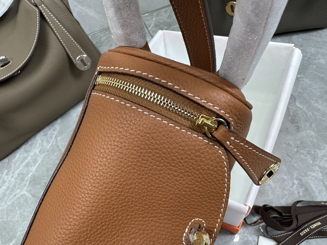 Hermès Mini Lindy bag