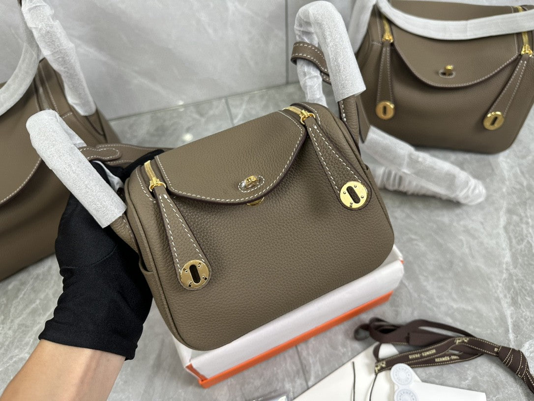 Hermès Mini Lindy bag