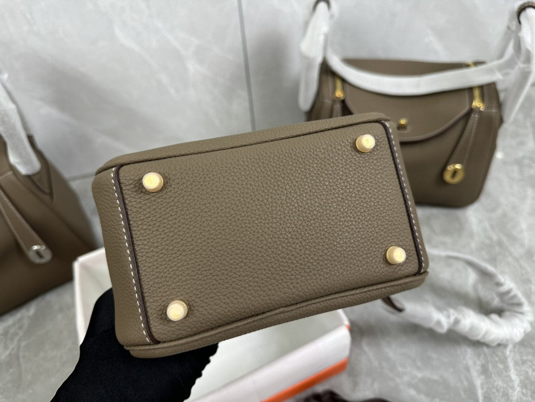 Hermès Mini Lindy bag