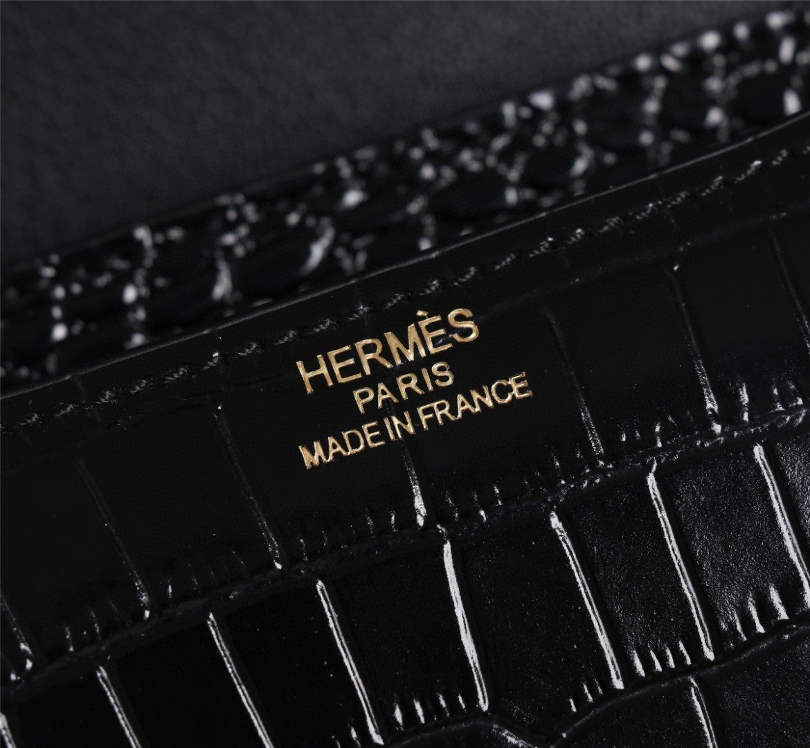 Hermès Constance bag in shiny leather with gold hardware