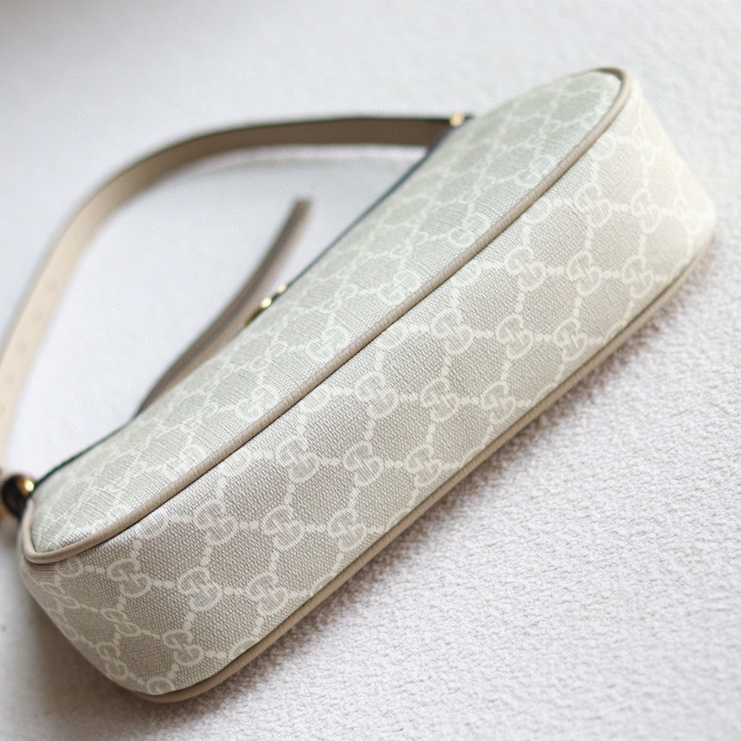 Gucci Ophidia Small GG Supreme shoulder bag in beige and white canvas with leather