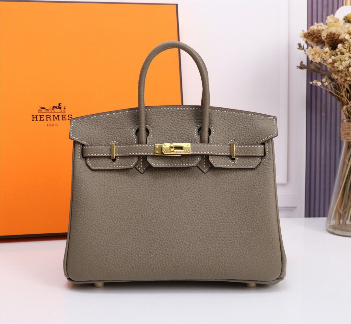 Hermès Birkin bag in Togo leather with gold hardware