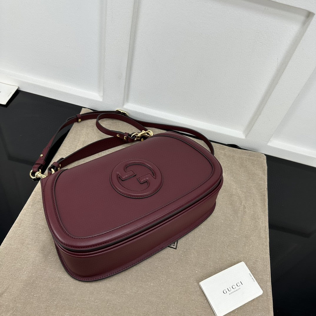 Gucci Blondie Medium Top Handle Bag