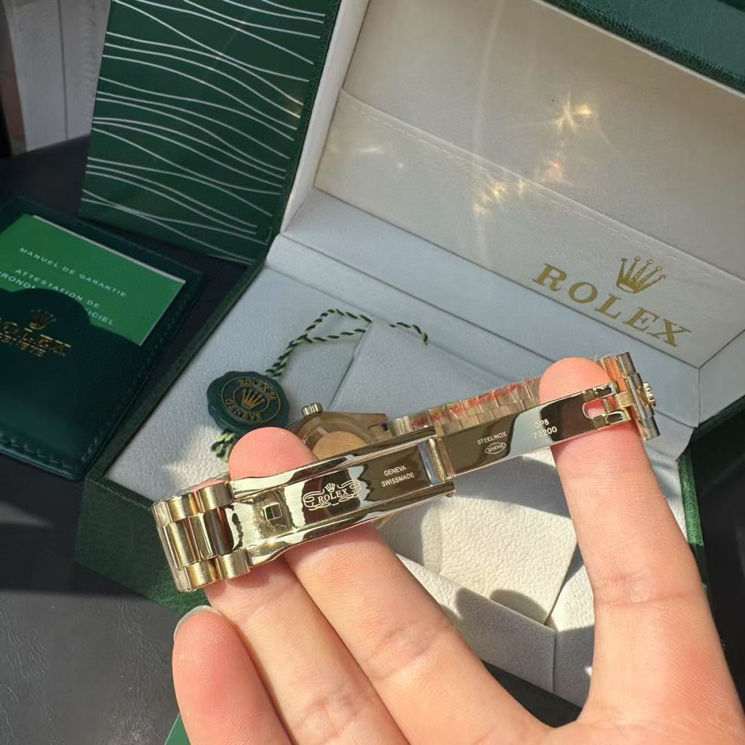 Rolex Oyster Perpetual Day-Date 36 in 18 ct yellow gold