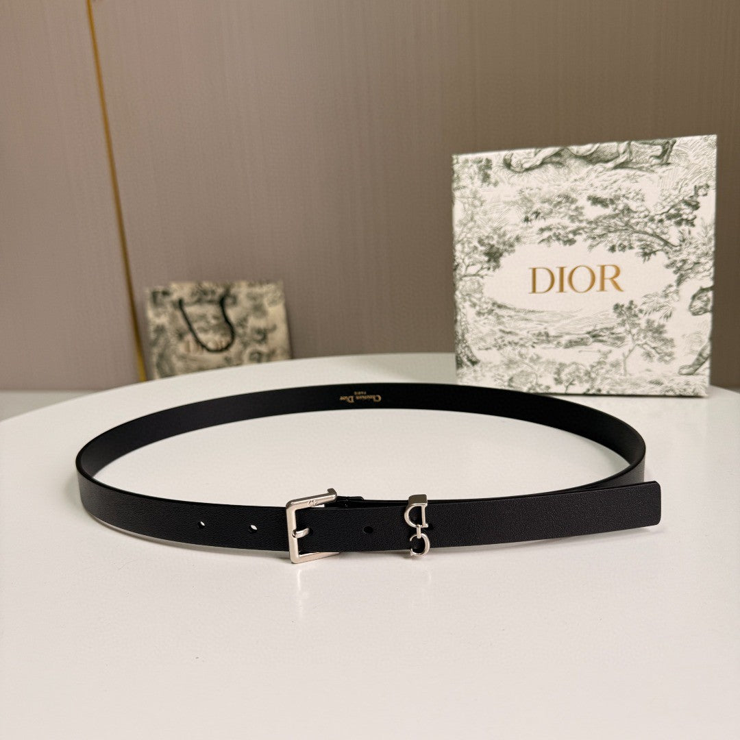 Dior Saddle Loop belt in black smooth calfskin