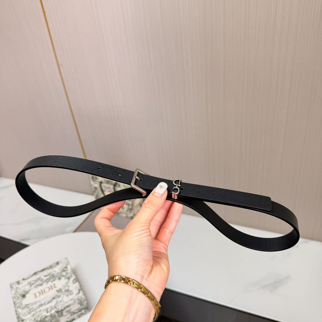 Dior Saddle Loop belt in black smooth calfskin