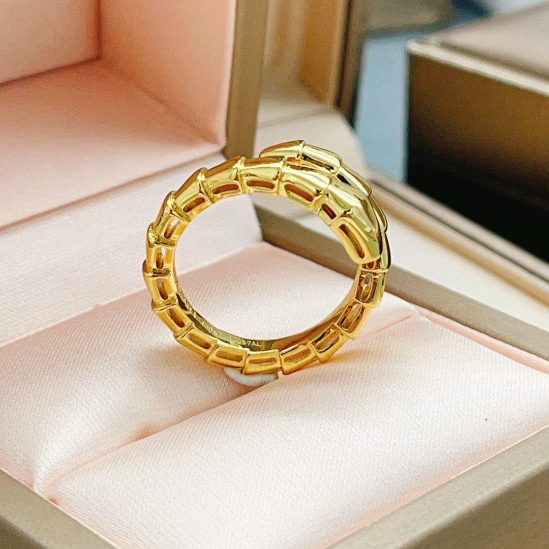 Bvlgari Serpenti Viper 18kt yellow gold ring