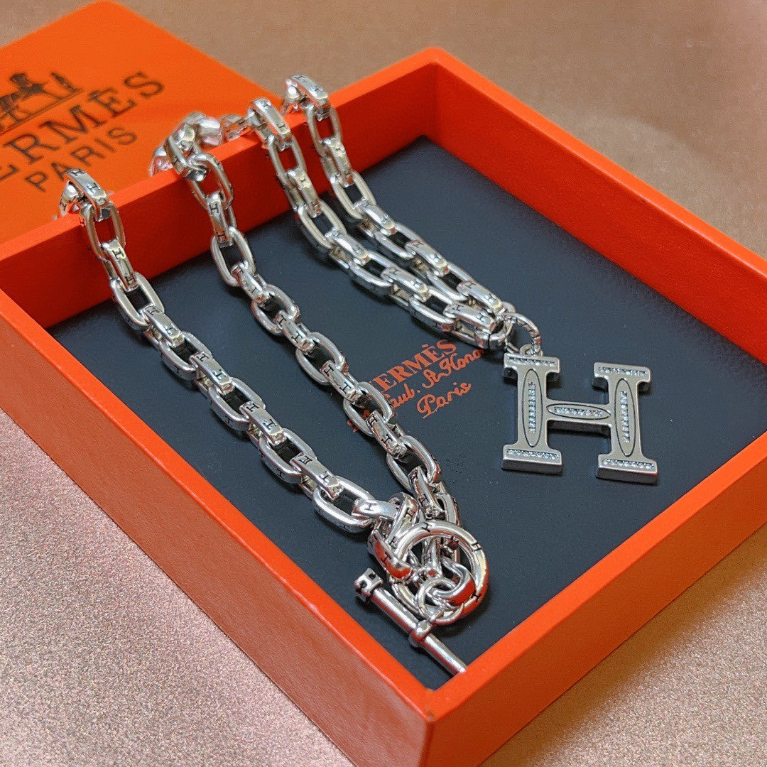 Hermès Chaine d'Ancre GM necklace in sterling silver with an "H" pendant