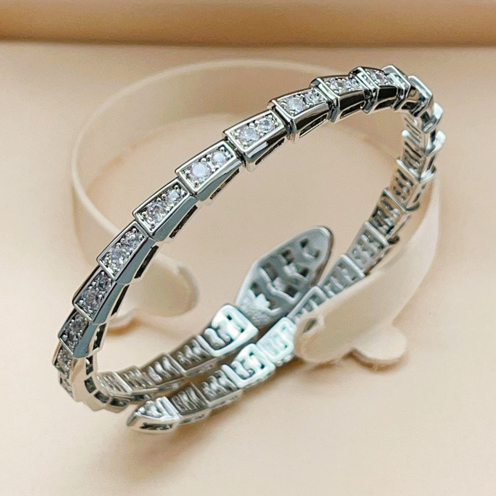 Bvlgari Serpenti Viper single-coil bracelet in 18k white gold with pavé diamonds