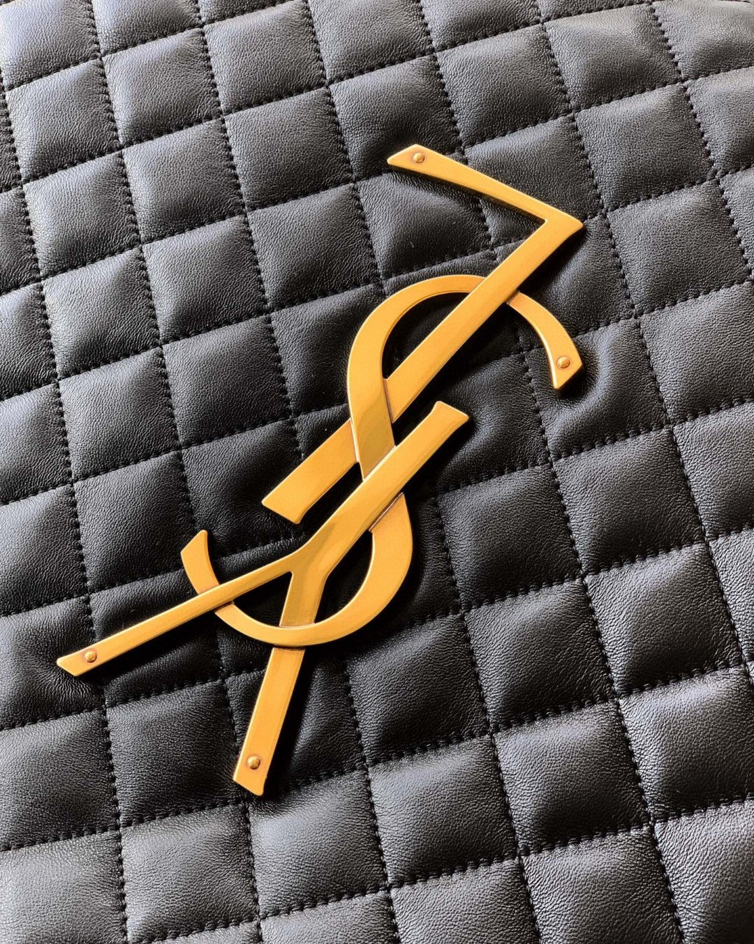 Saint Laurent Icare Maxi Tote/Shopping/Travel Bag in quilted black lambskin