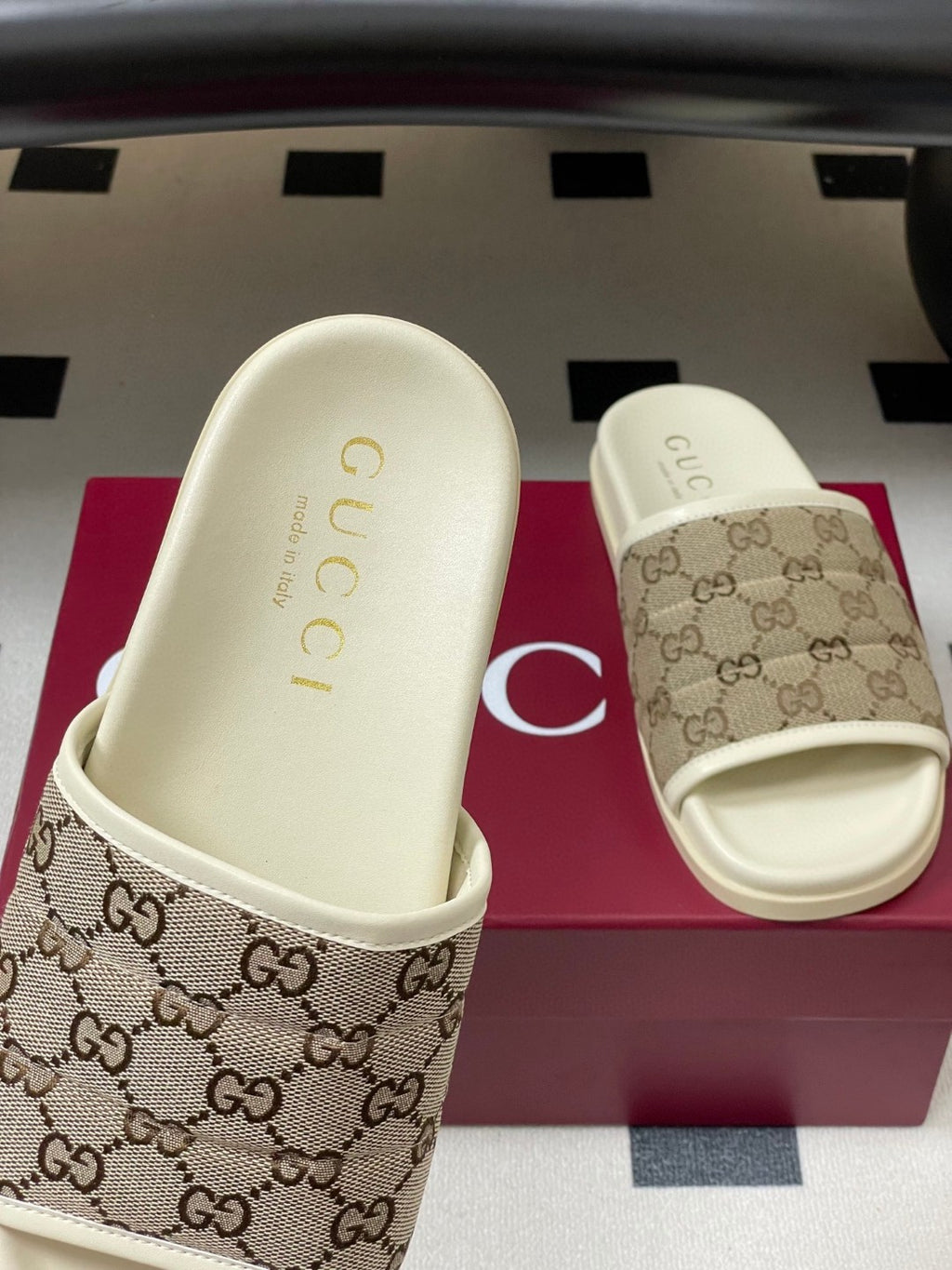 Gucci GG Supreme canvas slide sandals
