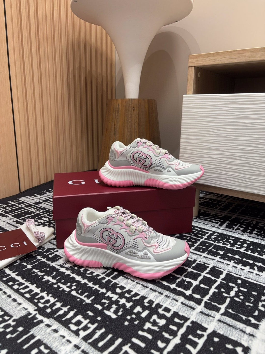 Gucci Ripple sneakers in light grey and pink mesh with an Interlocking G logo detail