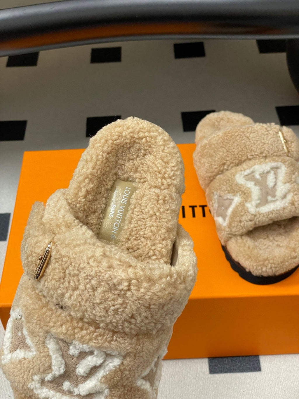 Louis Vuitton Paseo Flat Comfort Mules