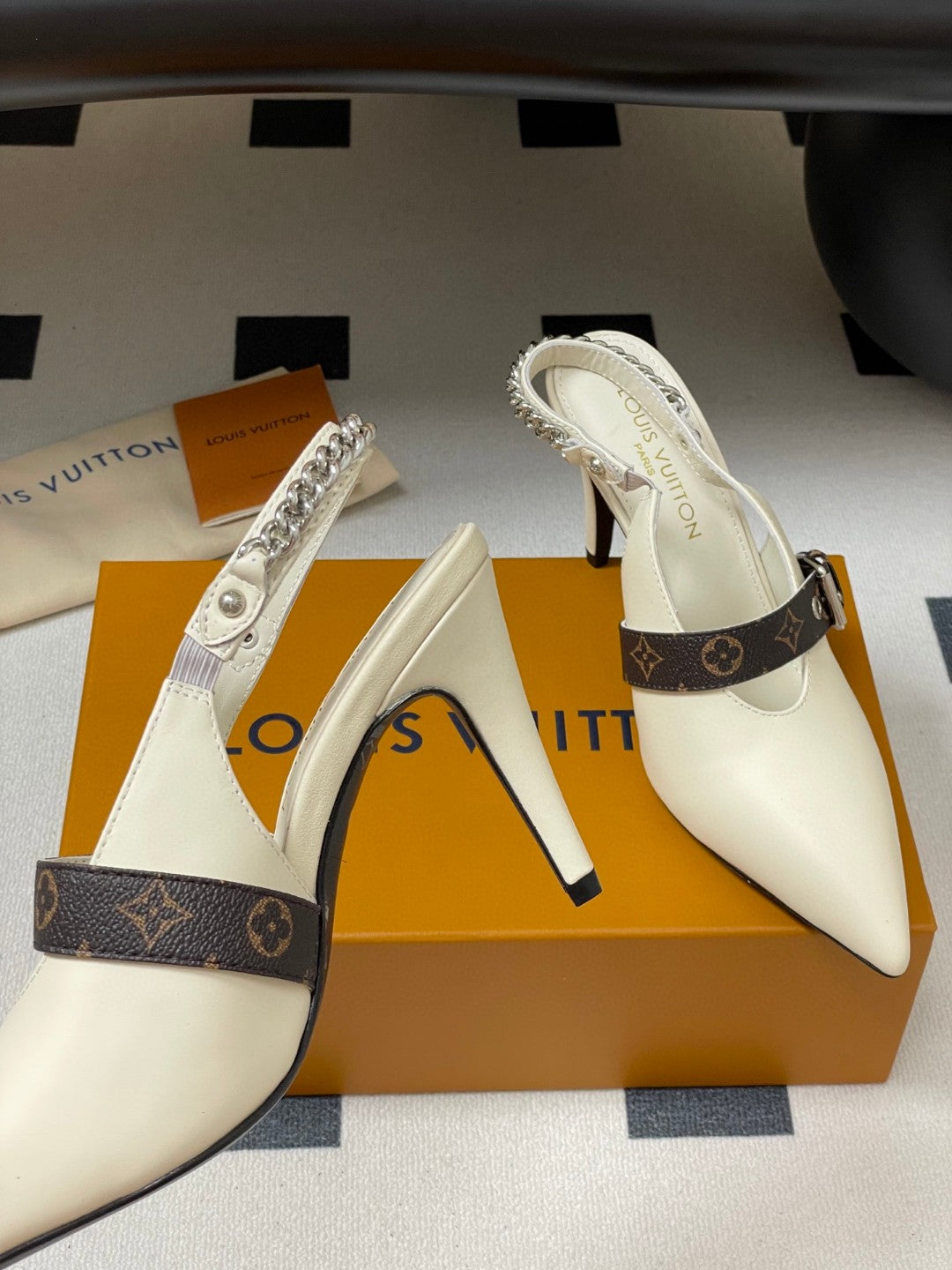 Louis Vuitton LV Vibe slingback pumps
