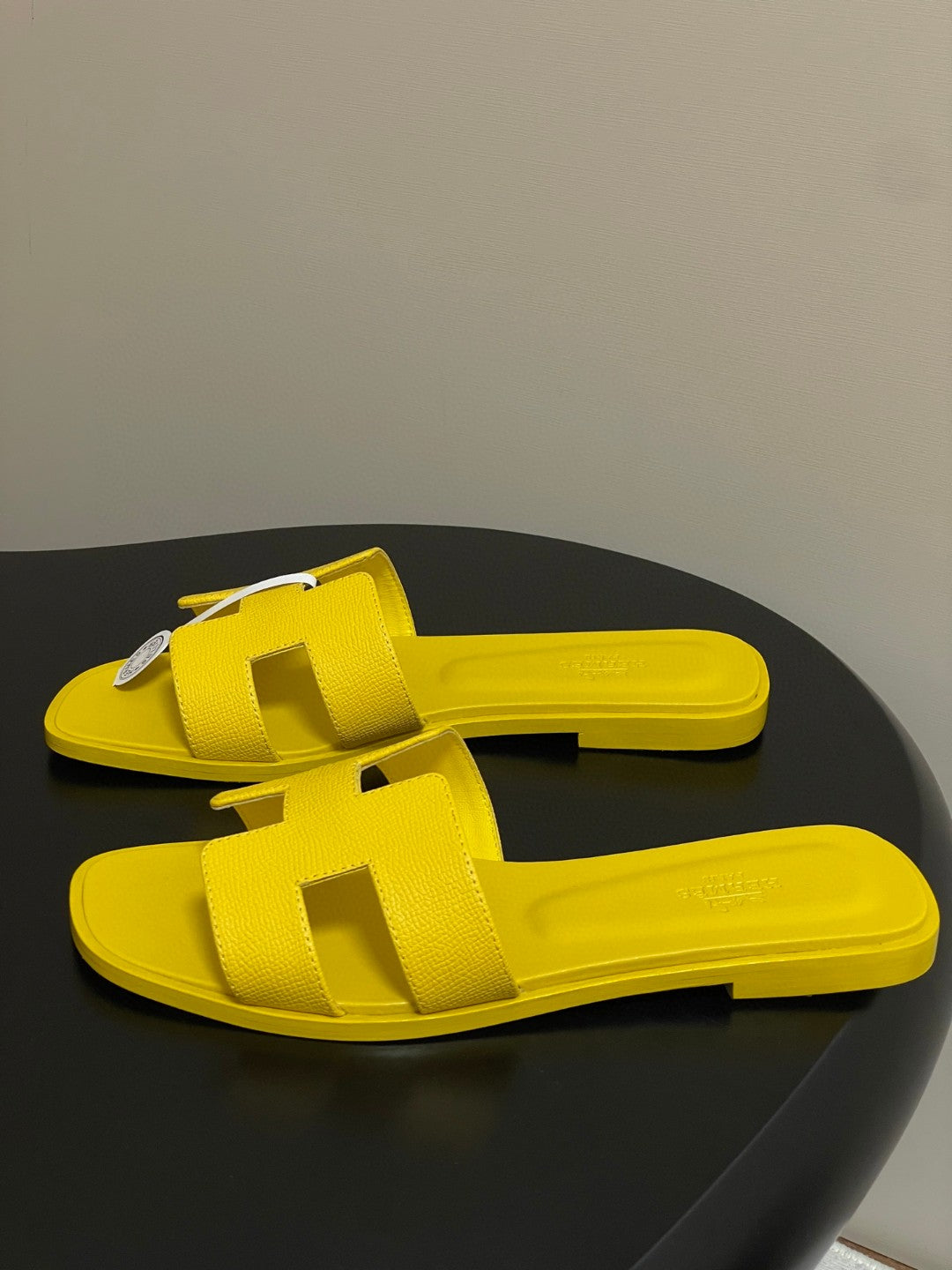 Hermès Oran sandals in Epsom calfskin leather