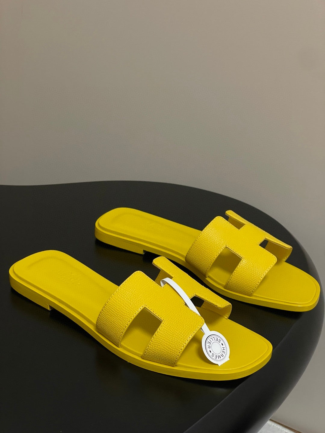 Hermès Oran sandals in Epsom calfskin leather