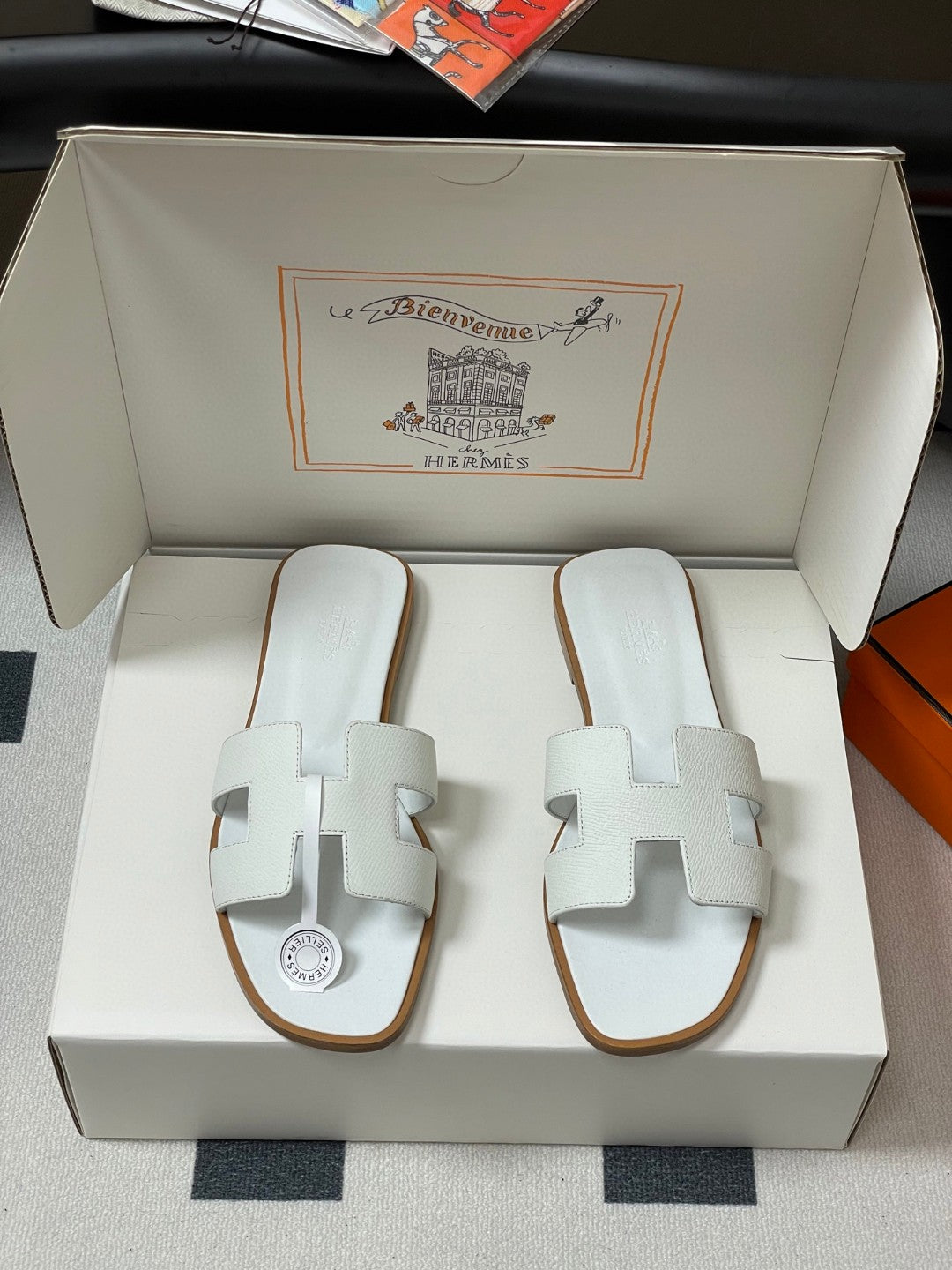 Hermès Oran sandals in Epsom calfskin leather