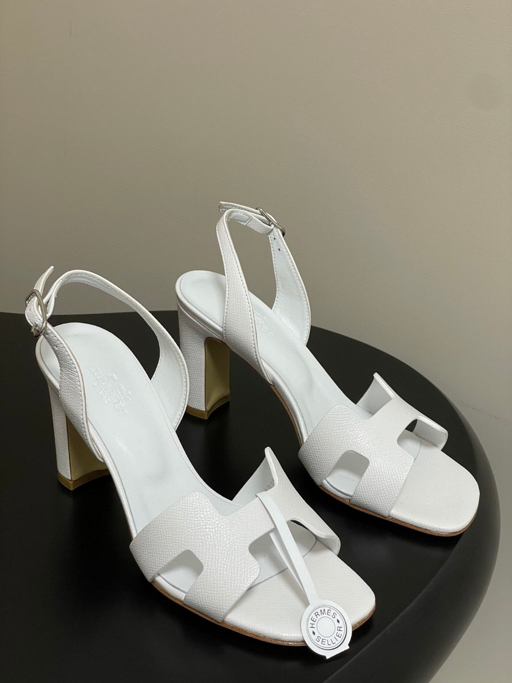 White calfskin Hermès Joy 105 sandal