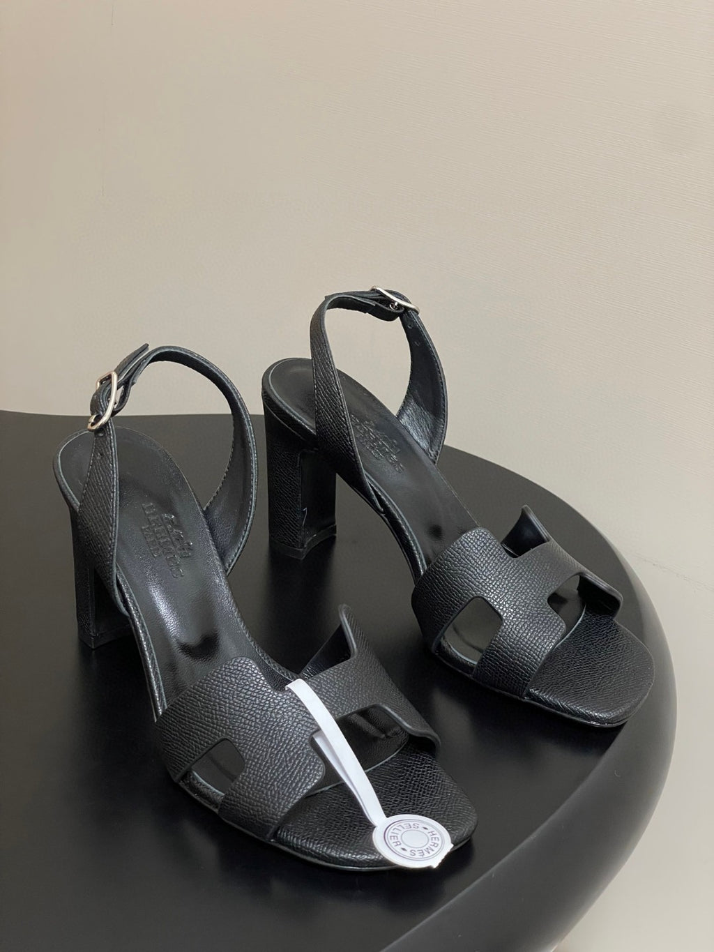 black calfskin Hermès Joy 105 sandal