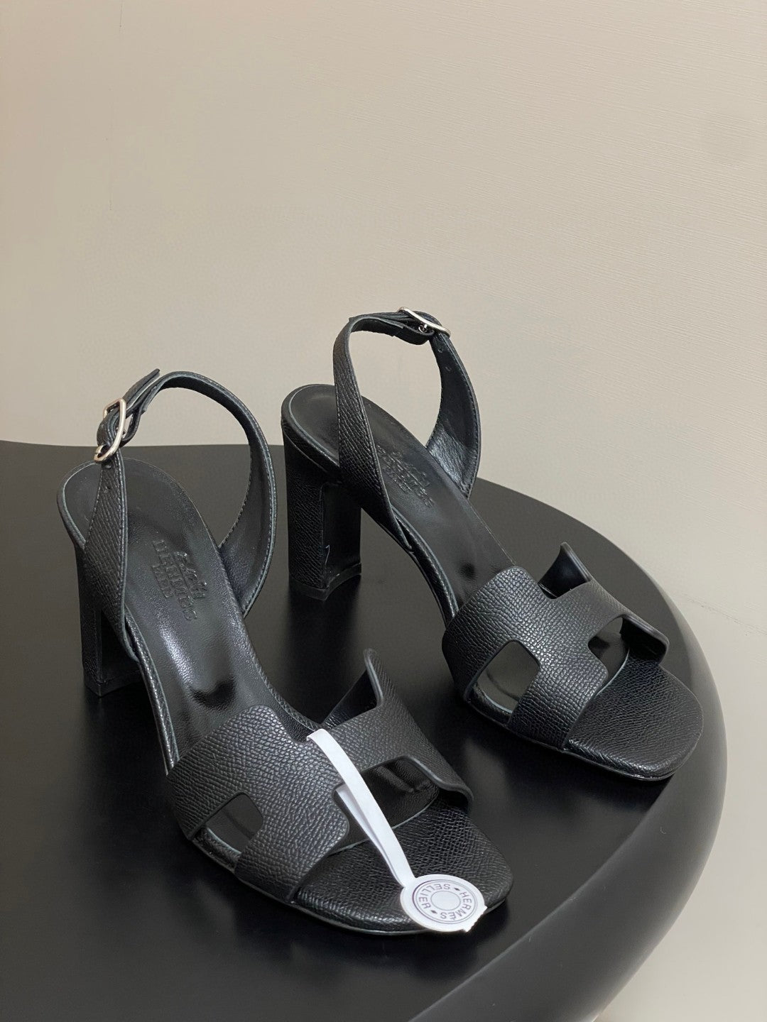 black calfskin Hermès Joy 105 sandal