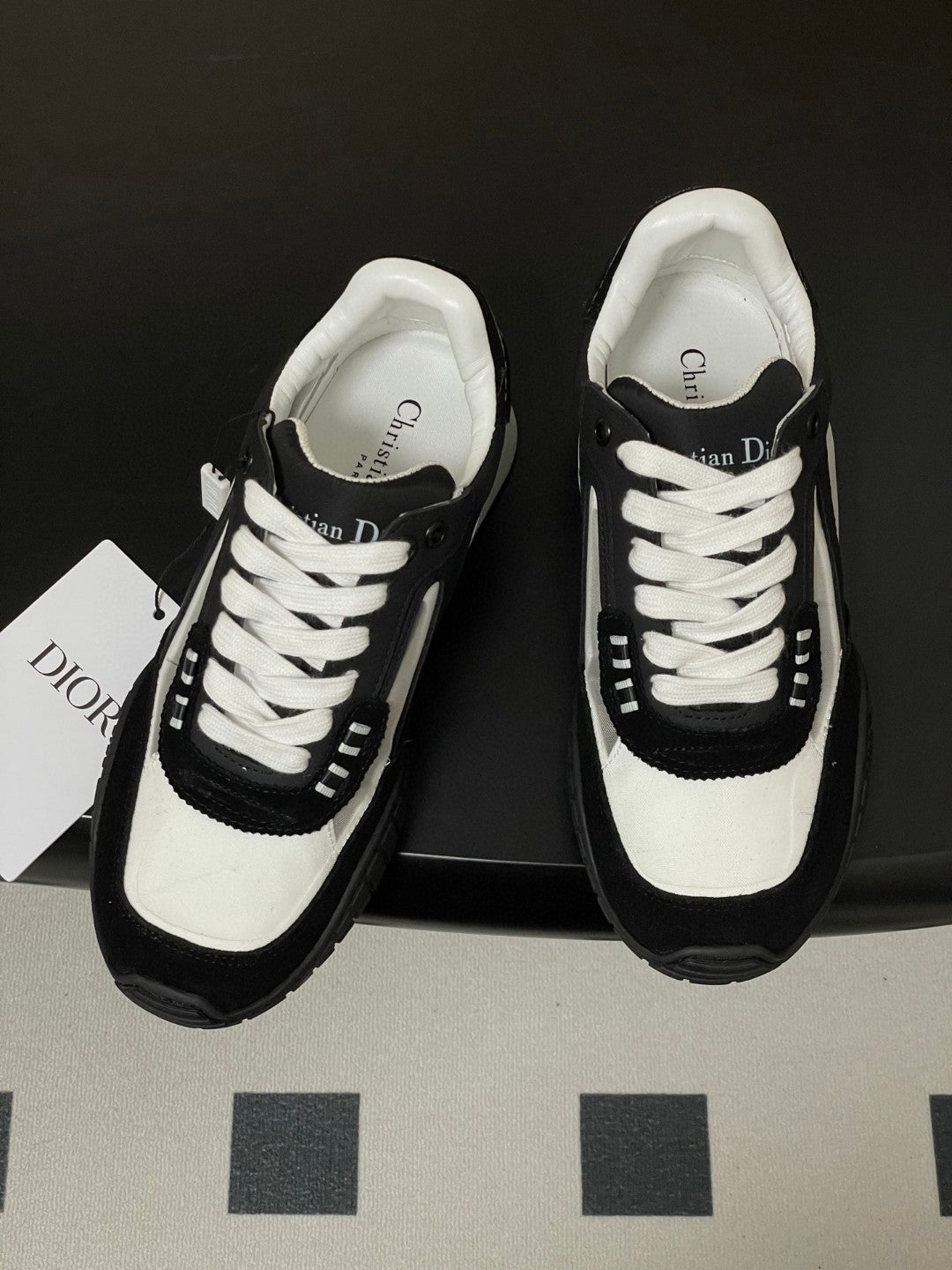 Dior B27 low-top sneakers in black and white