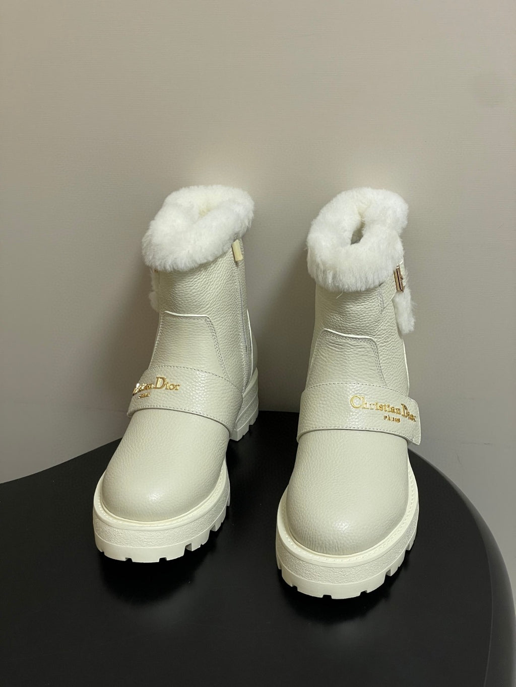 DiorAlps D-Quest ankle boot in ecru grained calfskin with a tonal lambskin shearling interior