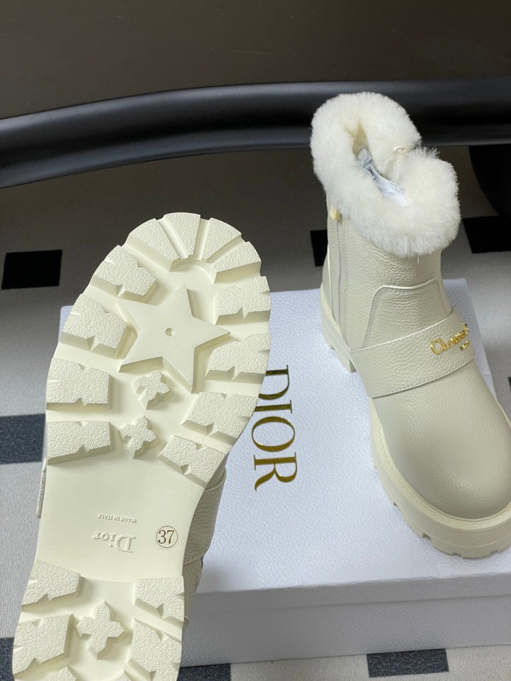 DiorAlps D-Quest ankle boot in ecru grained calfskin with a tonal lambskin shearling interior