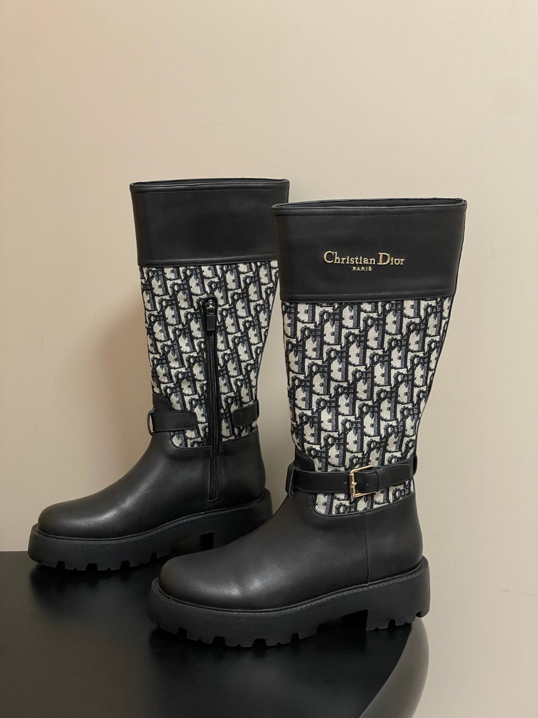 Christian Dior D-Major boots in black calfskin with a black and white Cannage tweed pattern