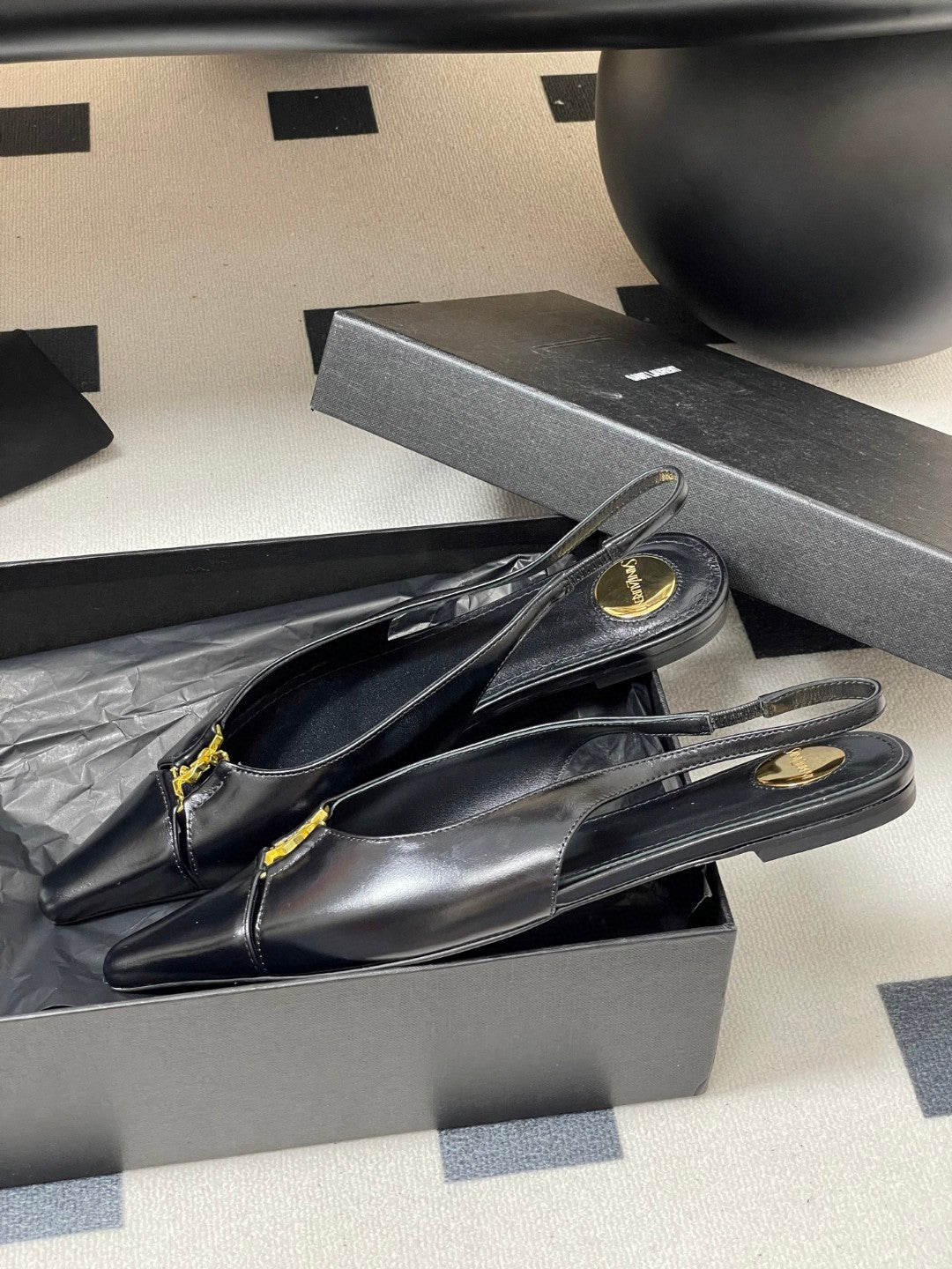 Saint Laurent Babylone leather slingback flats in black