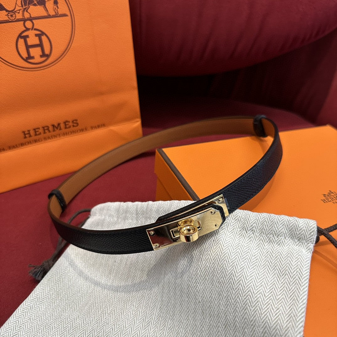 Hermès Kelly 18 belt in Epsom calfskin leather with a gold-plated buckle