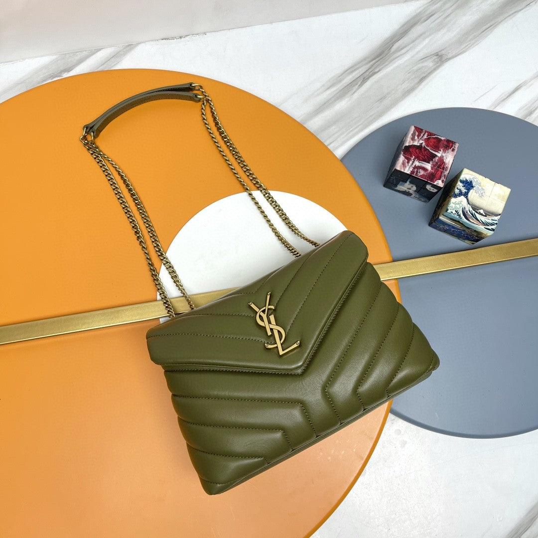 Loulou Toy Saint Laurent
